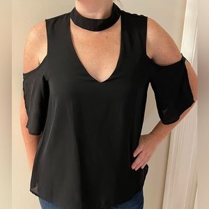 Lily‎ Black Blouse with Flare Sleeve size Medium